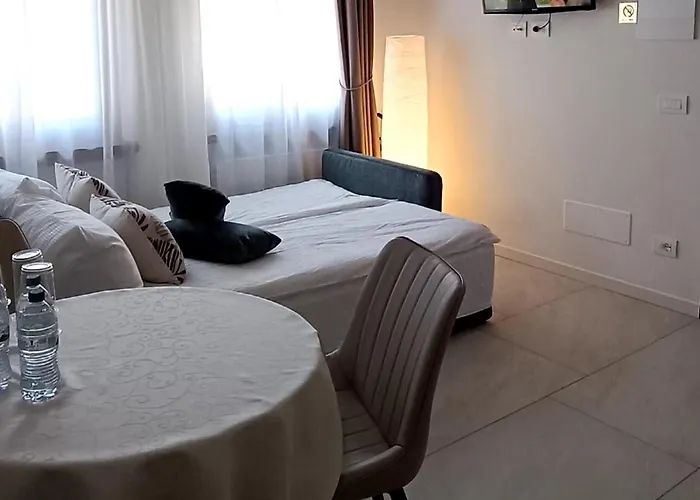 Dom Apartament Trydent